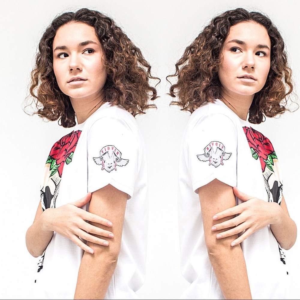 Funny White Skull T-Shirt for women relaxed fit - Picture 4 of 4